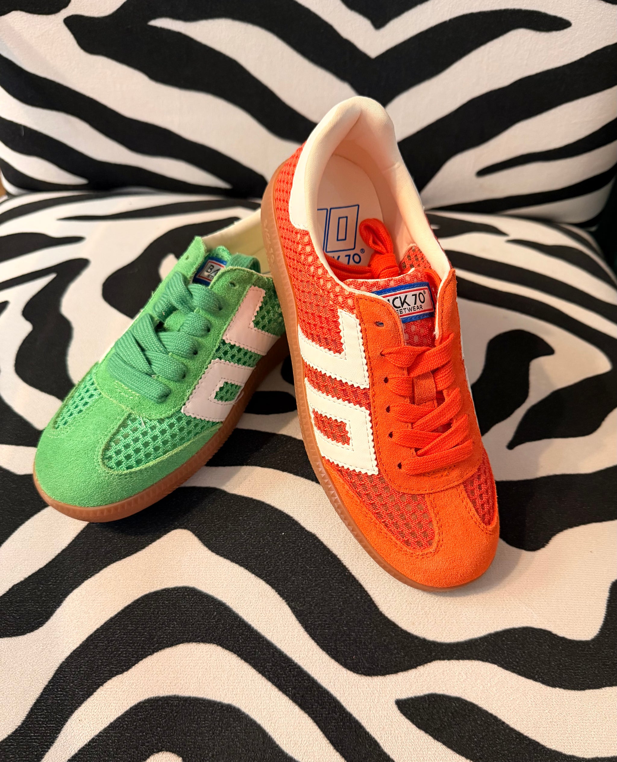 adidas gazelle silver green womens Adidas Gazelle Indoor Semi Pink Spark Preloved Scarlet - IG6782